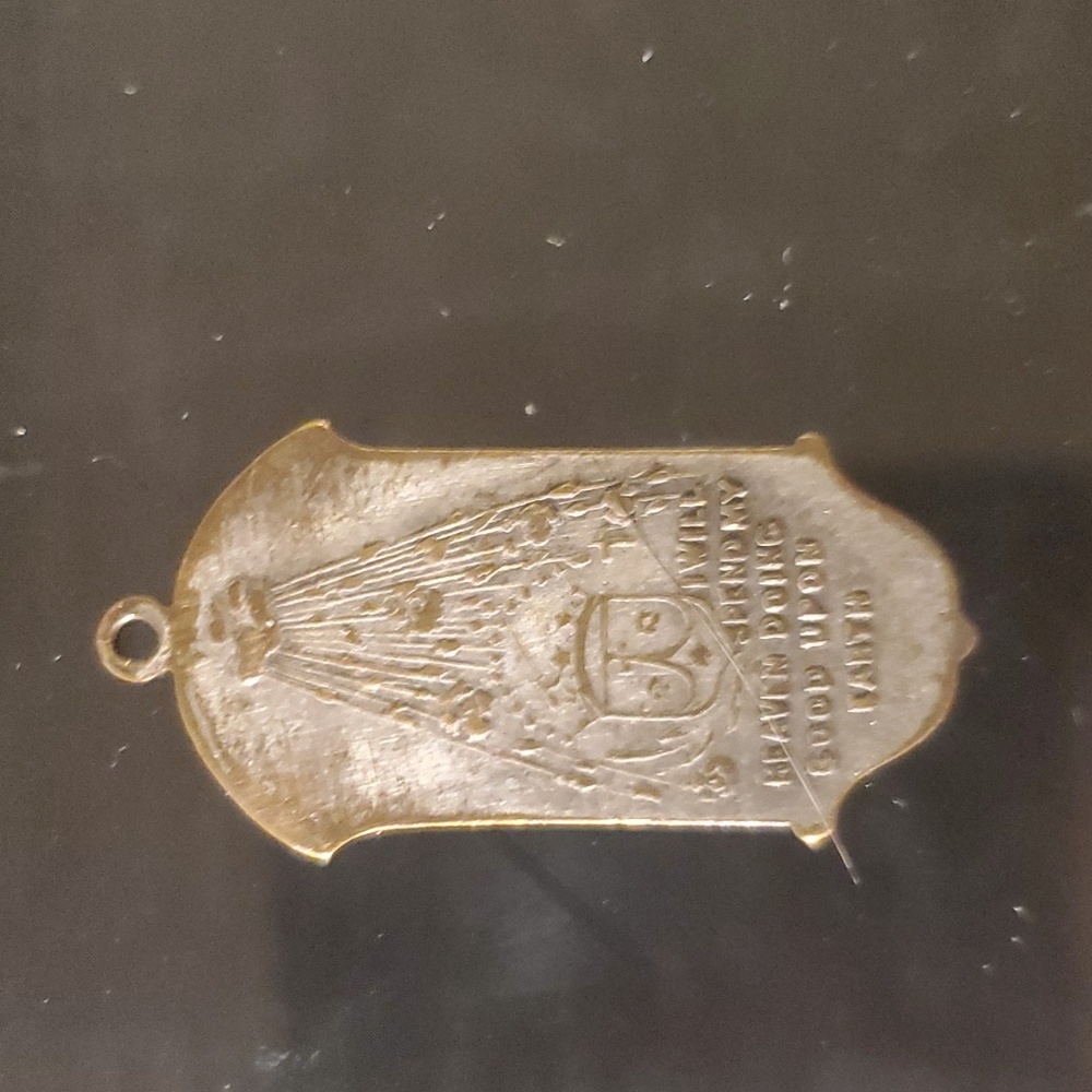 Religious pendent - Picture 2 of 2